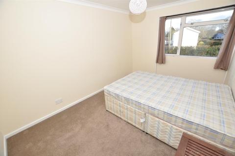 1 Millfield, Whitland, SA34 0QN