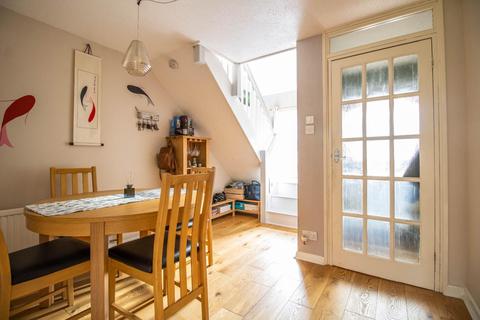 3 bedroom terraced house for sale - Brentwood Close, Cambridge, CB5
