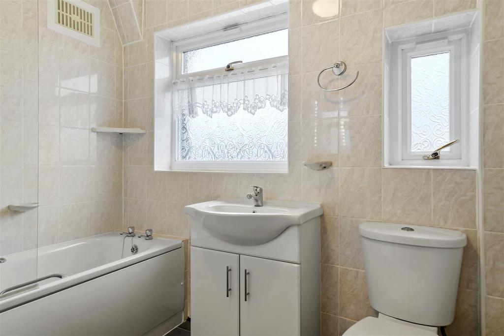 17 Sancroft Road - Q6e01fbkw3yw IUJtsu4 D.jpg