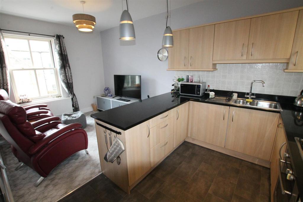 St. Annes Drive, Wolsingham, Weardale 2 bed apartment £125,000