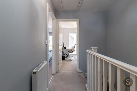 82 Ebberns Road, Hemel Hempstead, HP3 9QR