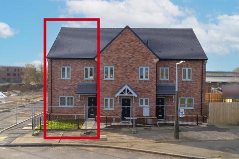 3 bedroom end of terrace house for sale - Briar Gate, Long Eaton