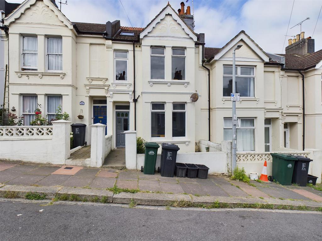 Totland Road, Brighton, East Sussex 6 bed terraced house £3,718 pcm