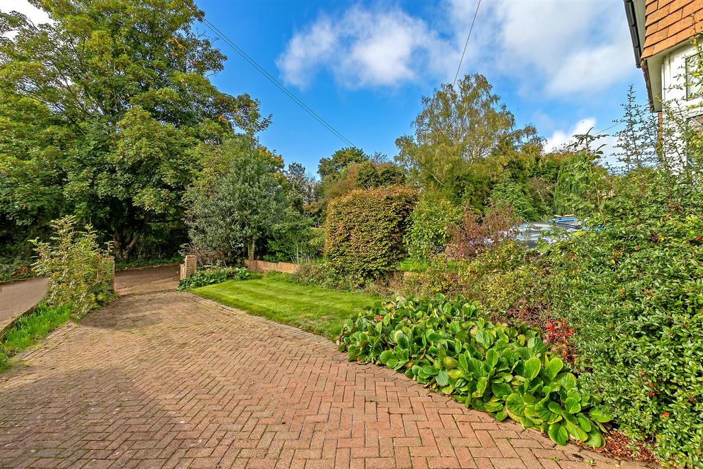 77 Watling Street-9.jpg