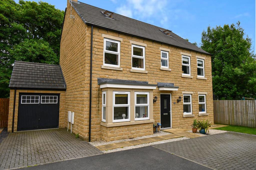 Cartwright Avenue, Guiseley, Leeds 5 bed detached house £695,000