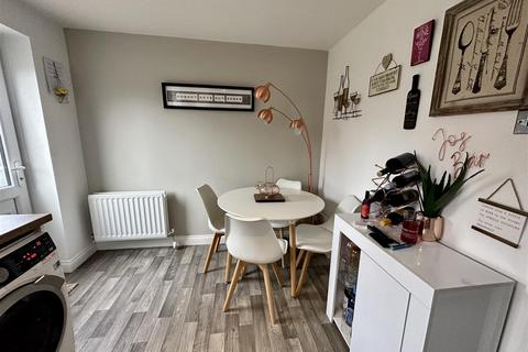 79 Darrowby Drive, Darlington, DL3 0GZ