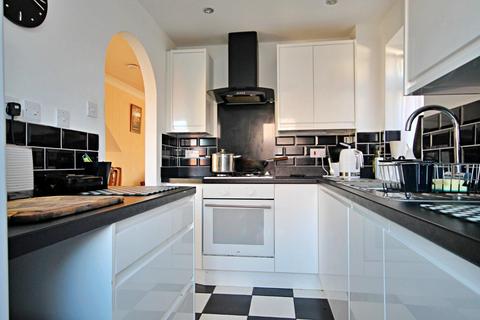 22 Blackdown, Wilnecote, Tamworth, B77 4JQ