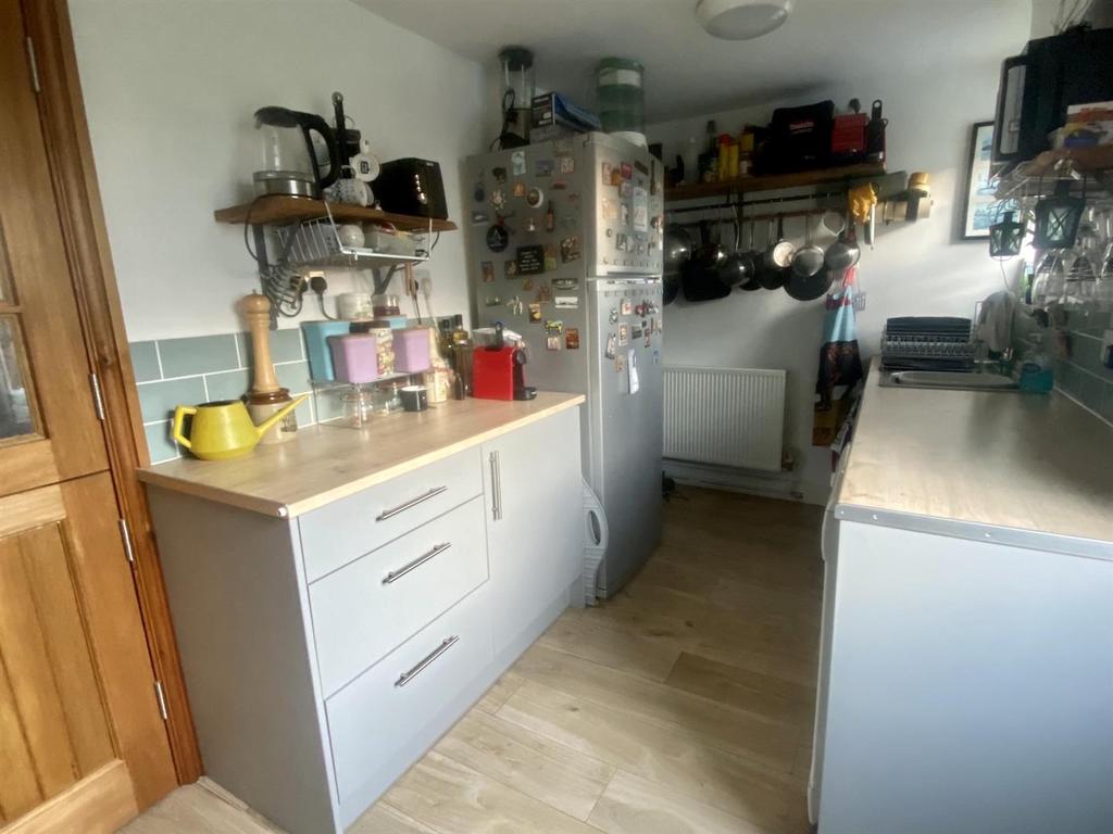 Kitchen1.jpeg