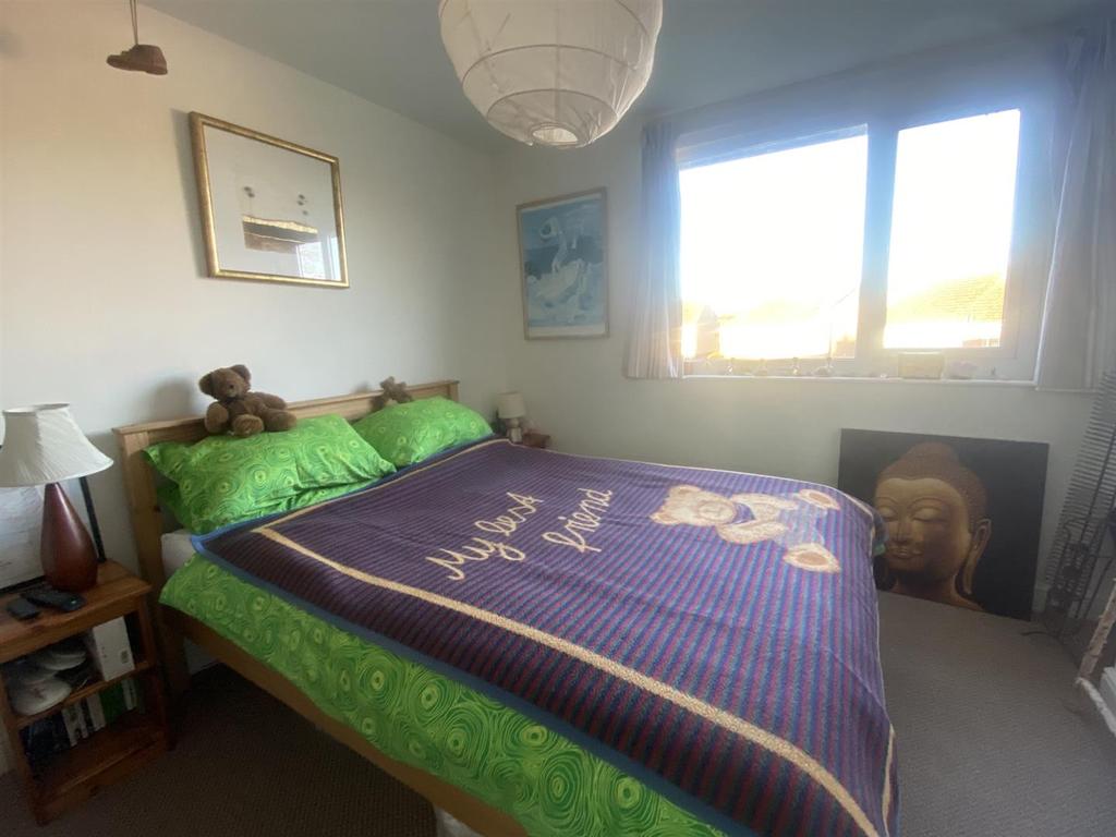 Bed1.jpeg