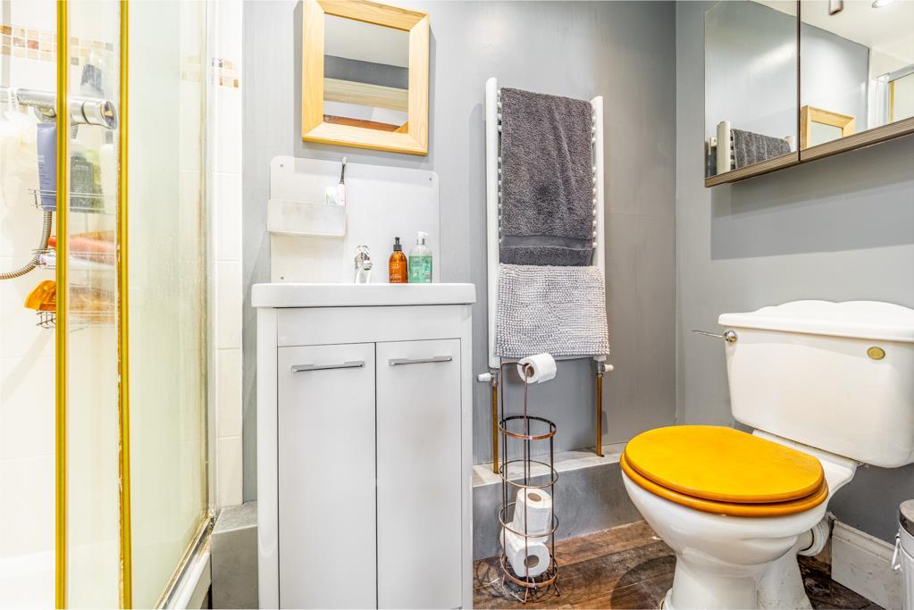 Ensuite