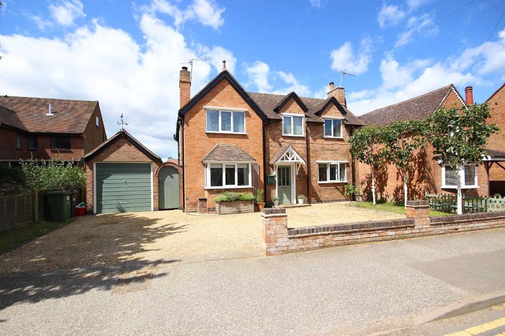 Wellesbourne Road, Barford, Warwick 3 bed house £1,375 pcm (£317 pw)