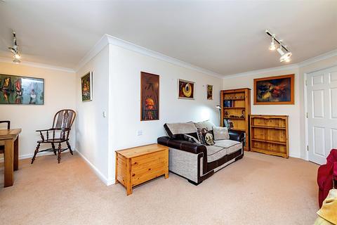 1 bedroom apartment for sale - St Rumbolds Court, Buckingham Road, Brackley