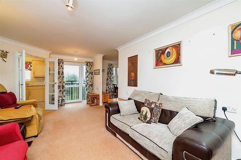 1 bedroom apartment for sale, St Rumbolds Court, Buckingham Road, Brackley