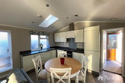 1 bedroom property for sale - St. Marys Lane, Upminster
