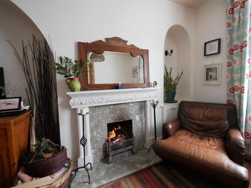 19 Dock Street, Cogan 2 bed terraced house £255,000