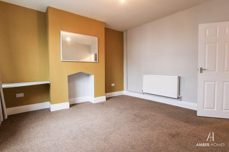 Birchwood Lane, Somercotes, Alfreton... 3 bed terraced house £645 pcm