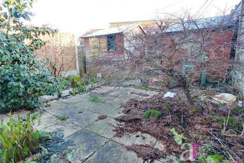 3 bedroom end of terrace house for sale - Ladysmith Road, Enfield, Middlesex, EN1
