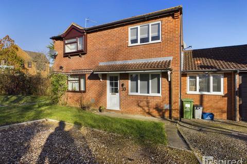 33 Vyne Crescent, Great Holm, Milton Keynes, MK8 9EJ