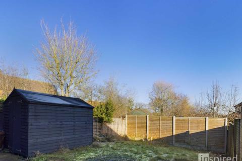 33 Vyne Crescent, Great Holm, Milton Keynes, MK8 9EJ