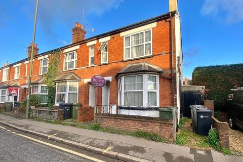 6 bedroom end of terrace house to rent - Stoke Road, Guildford, Surrey, GU1