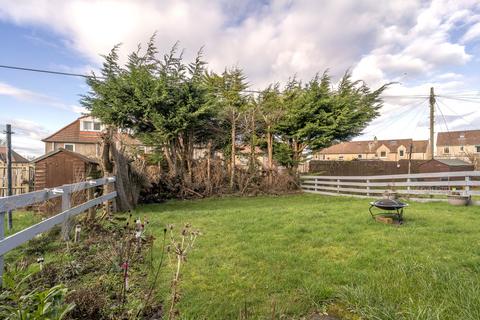 24/2 Clermiston Grove, Edinburgh, EH4 7DE