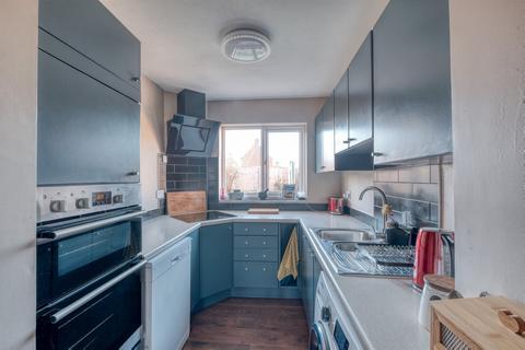 17 Jacomb Road, Lower Broadheath, Worcester, WR2 6QW