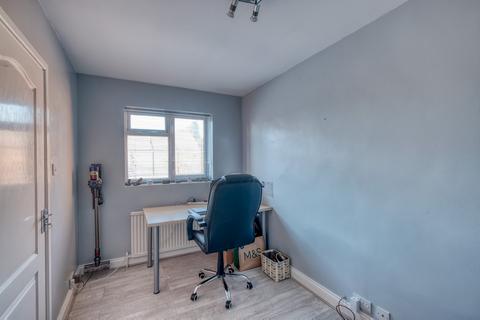 17 Jacomb Road, Lower Broadheath, Worcester, WR2 6QW