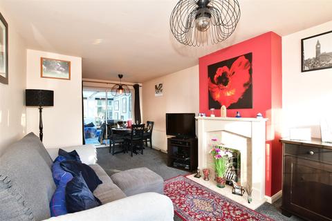 4 Hever Croft, Rochester, ME2 2NN