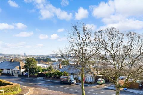 4 Hever Croft, Rochester, ME2 2NN