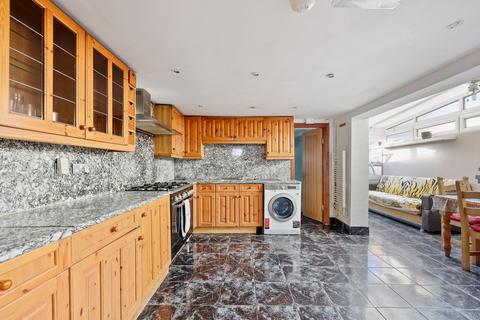 7 bedroom terraced house to rent - Brooke Road, Clapton, E5