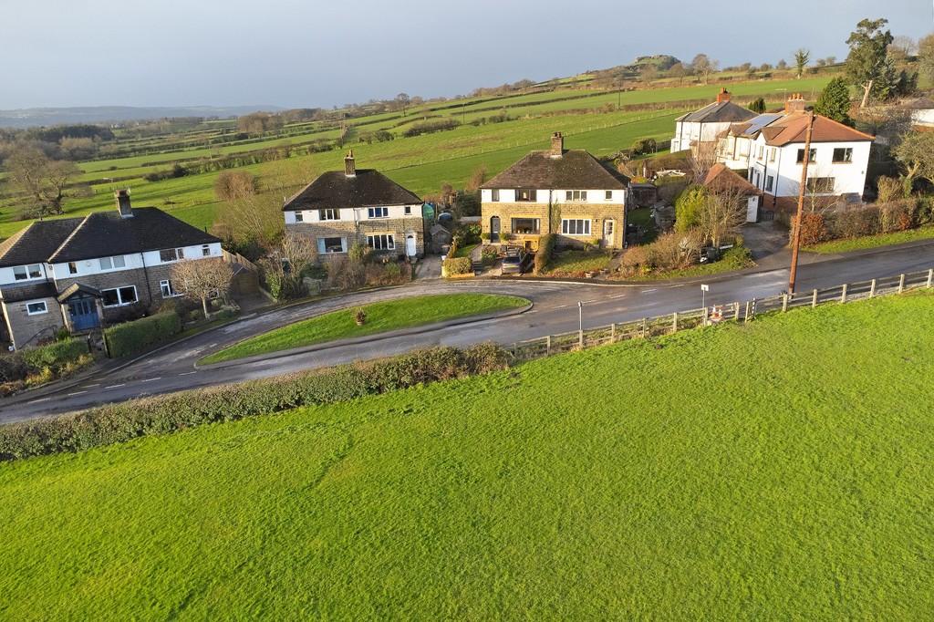 The Crescent, North Rigton 3 bed semidetached house for sale £300,000