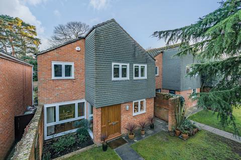 4 bedroom detached house for sale, Kingsmead, Gower Road, Weybridge, KT13