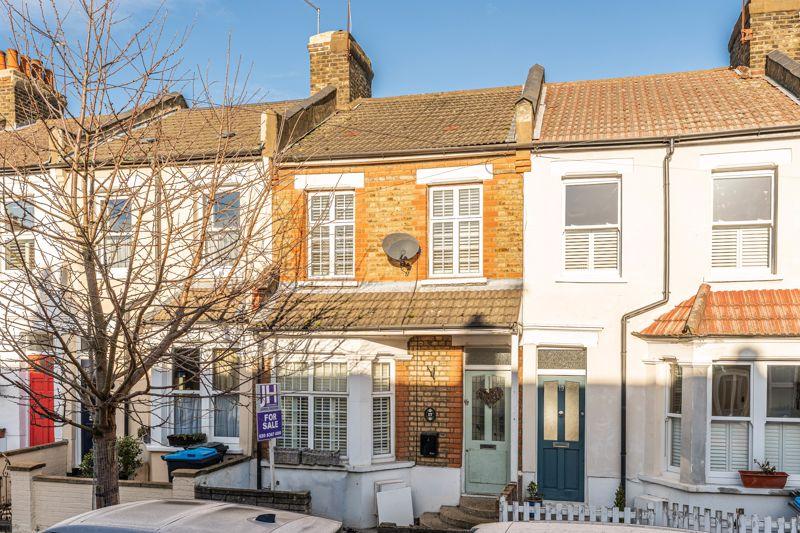 Sterling Road, Enfield 2 bed house £395,000