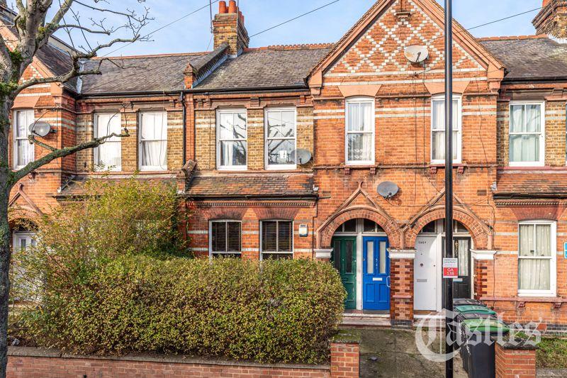 Gladstone Avenue, London, N22 1 bed apartment for sale £325,000