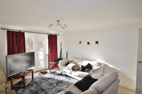 66 Frethern Close, Burford, OX18 4NU