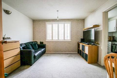 16 Summerhill Way, Mitcham, CR4 2NJ