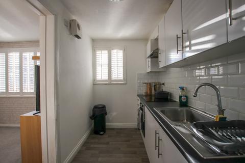 16 Summerhill Way, Mitcham, CR4 2NJ