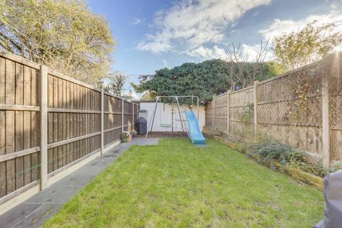 10 Beacon Road, London, SE13 6EH