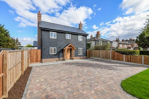 3 bedroom detached house for sale, Stock Road, Galleywood, Chelmsford, CM2