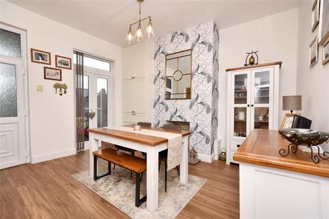 4 bedroom terraced house for sale, Butt Hill, Kippax, Leeds, West Yorkshire