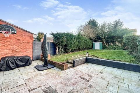 3 bedroom semi-detached house for sale - Thorney Road, Coventry