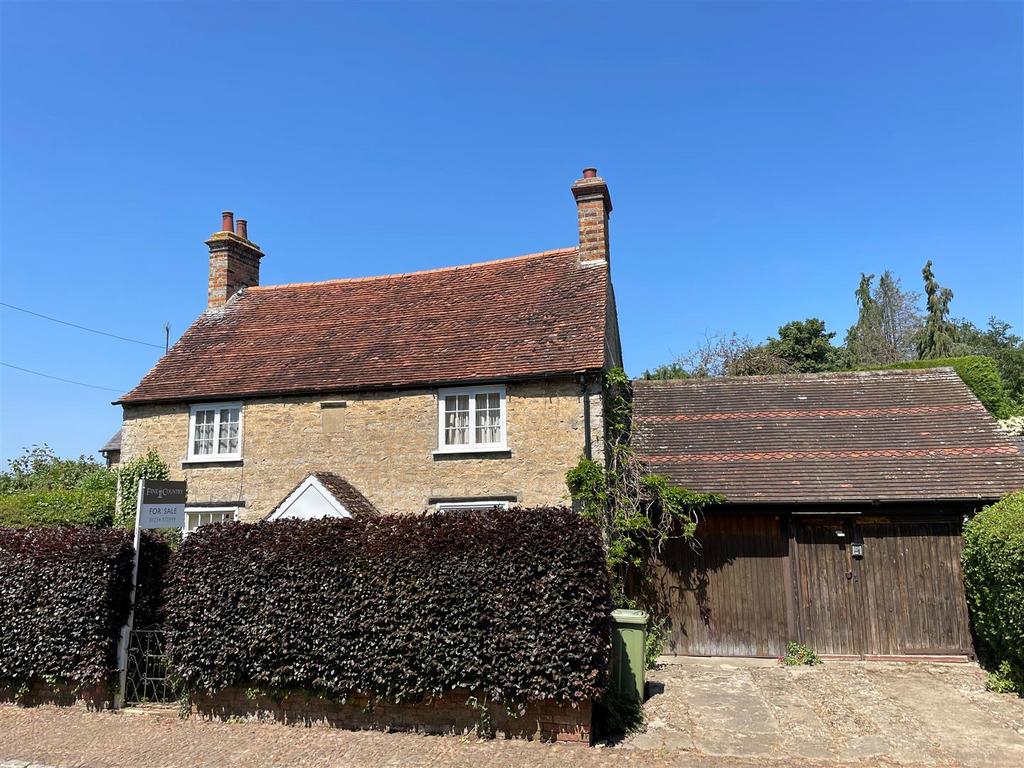 High Street, Weston Underwood, Olney 3 bed detached house for sale £