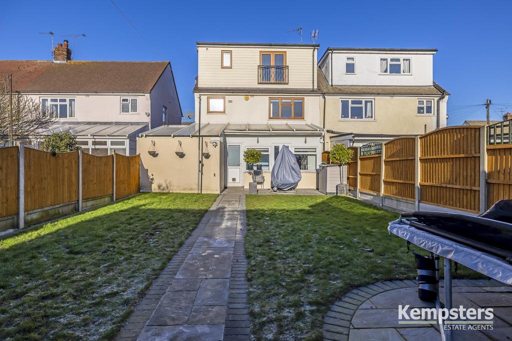 Rear Garden 2.jpg