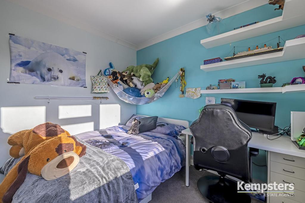 Bedroom 3 2nd.jpg
