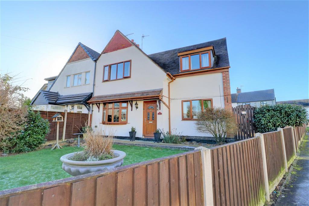 Woodstock Road, Attleborough, Nuneaton 4 bed semidetached house £225,000