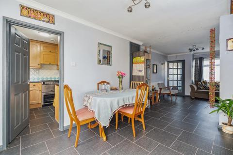 4 bedroom terraced house for sale - Cumberland Close, Little Chalfont, Buckinghamshire, HP7 9NH