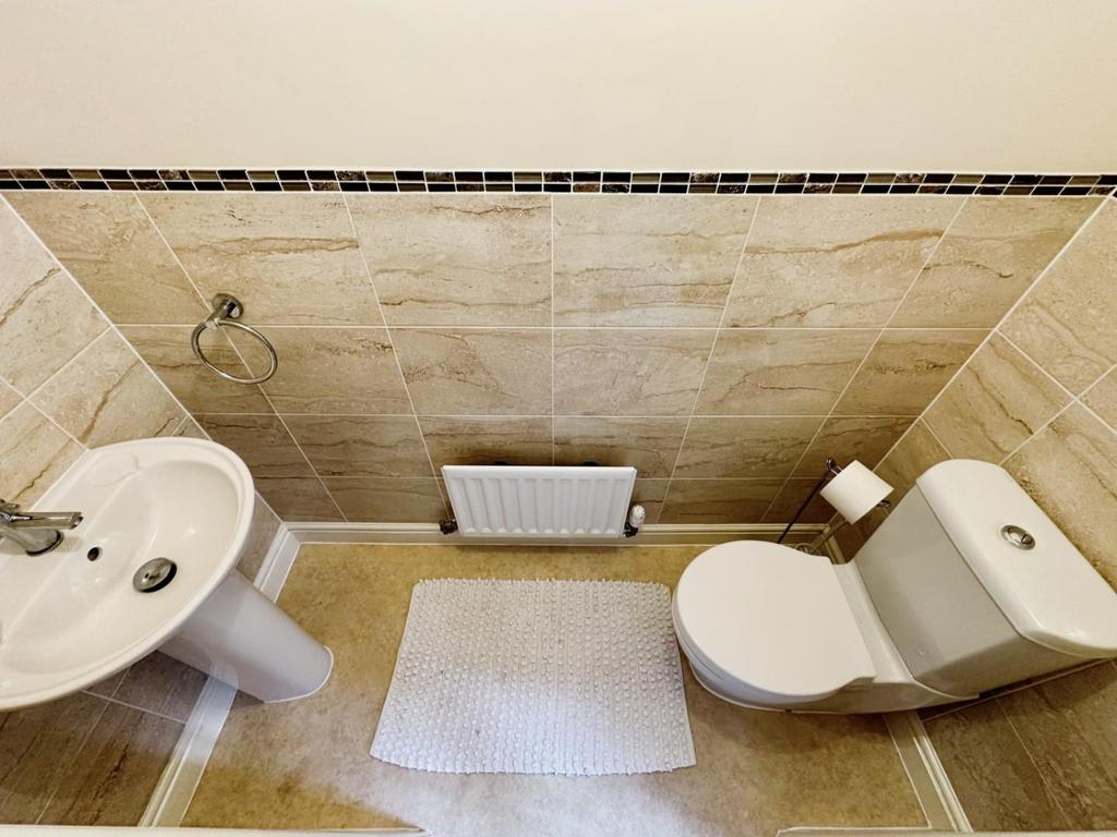 WC/Cloakroom