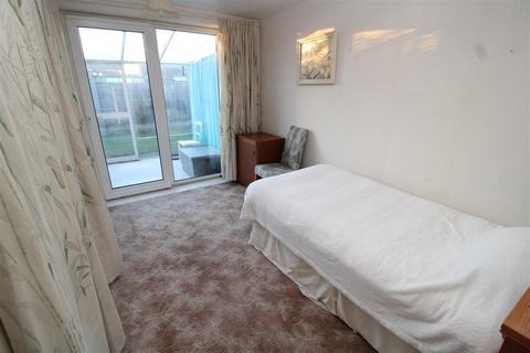 3 Barnfield Road, Collingham, Newark, NG23 7SN