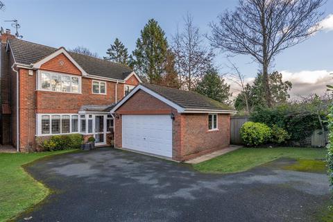 4 bedroom detached house for sale - Barton Drive, Knowle, Solihull