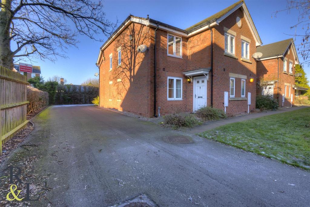 Bramley Court, Stavely Way, Gamston... 2 bed townhouse £875 pcm (£202 pw)